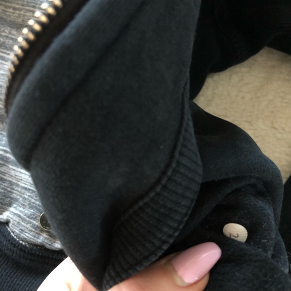 Lululemon Special Edition Black Scuba Hoodie - Picture 6 of 6